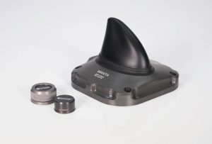 2 Smart Oil Plugs with a Manta Gateway Transceiver